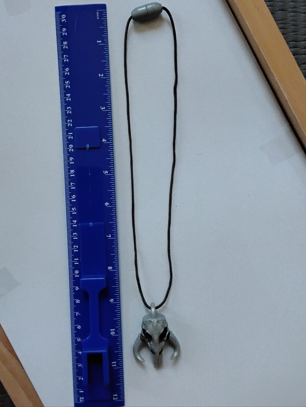 Star Wars The Mandalorian Mythosaur Skull Necklace Accessory (2020)